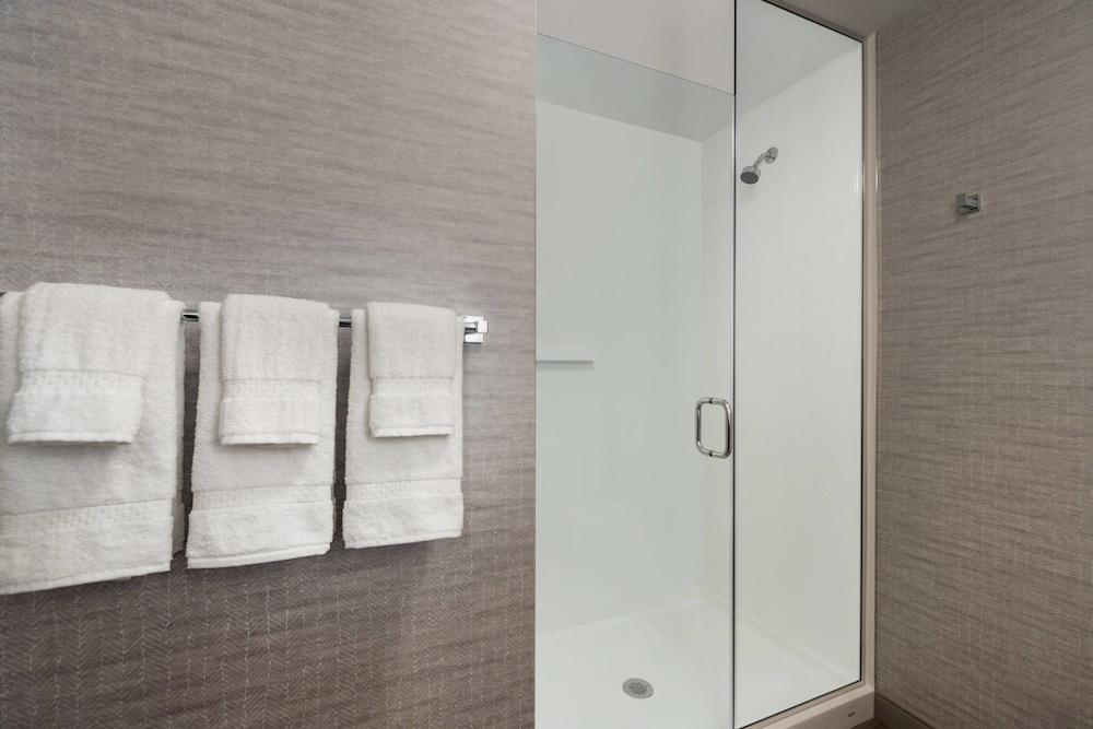 Residence Inn By Marriott Boston Уолтем Экстерьер фото